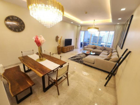 Modern Spacious 3-Bedroom plus Maid's Apartment with Marina Views